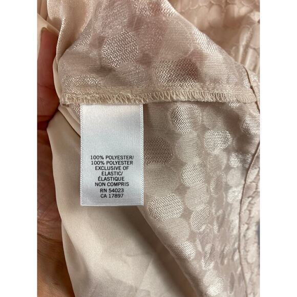 Banana Republic Textured dress with inner slip size 8P - Picture 4 of 8